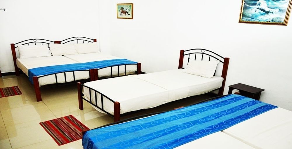 Charlton Kandy City Rest מראה חיצוני תמונה